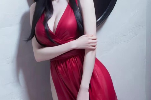 21岁女孩靠“隐私部位”年赚8300万美元比肩詹姆斯！这届网红为何集体反着穿？