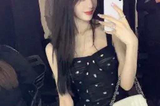 满舒克事件炸了多位女生称感染艾滋病网友吃瓜原因千奇百怪