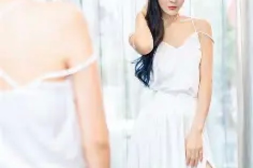 OPPO的70小时舆情漩涡：母亲节海报“翻车”“捂嘴式道歉”引质疑 高管直降两级
